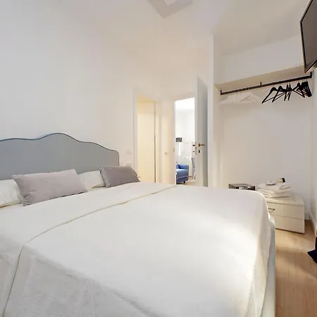 Mm Luxury Apartment-2